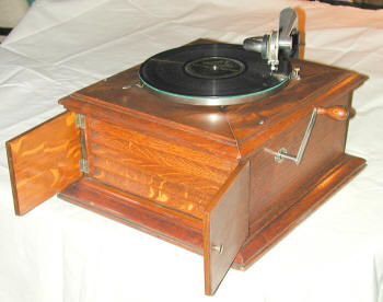 アンティーク 蓄音機 Victor Victrola IV ビクター 卓上型 アンティーク 蓄音機 Victor Victrola IV ビクター 卓上型